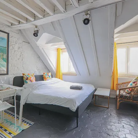 Studio Apartment-4P-City Centre Lescot With Netflix-3